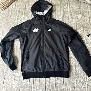 RARE Nike Elite 11 QB Quarterback Academy Mens Black Hooded Windbreaker Jacket S